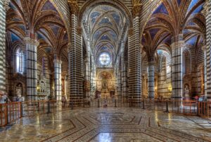Scopri di più sull'articolo SIENA e la scopertura del pavimento del Duomo